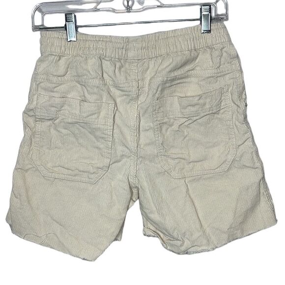 Urban Outfitters Men’s Corduroy Tan Shorts. Size Small. - Picture 4 of 7